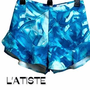 L’ATISTE Blue Watercolor Ruffled Shorts Size S